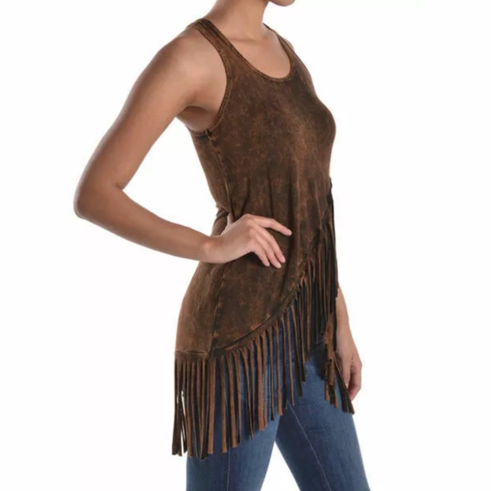 🔥🎉HP🎉Sleeveless Mineral Wash Fringe Tank Top - Picture 3 of 13